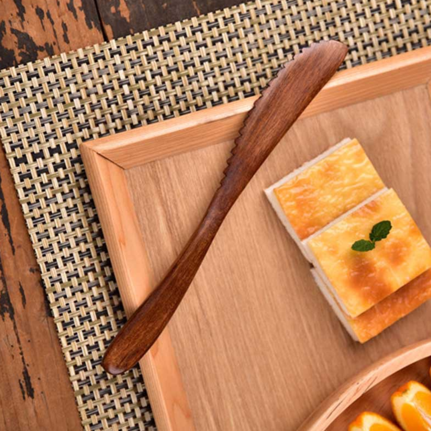 Eco-Friendly Wooden Serrated Kitchen Knife 2