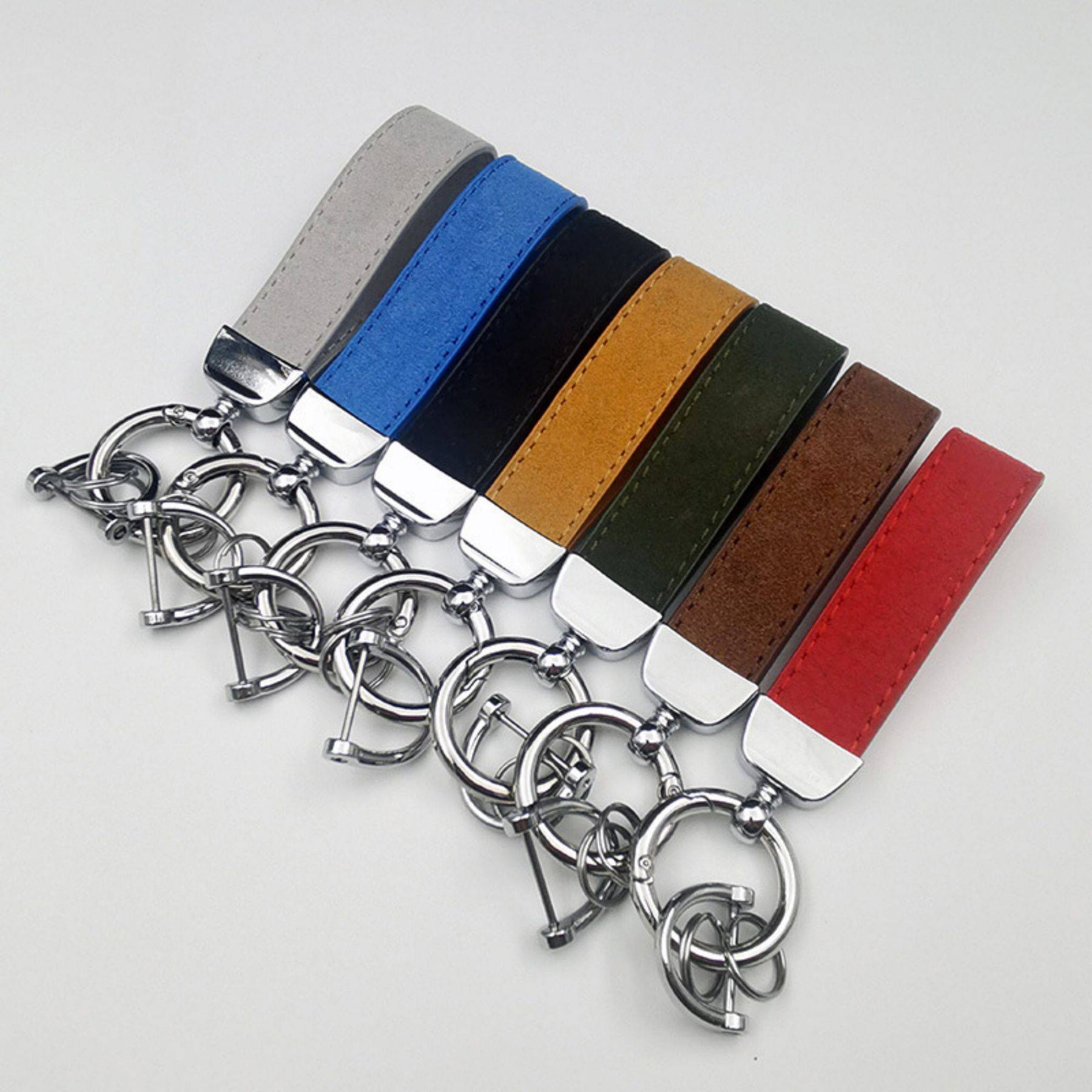 Universal Rotatable Leather Keychain 2