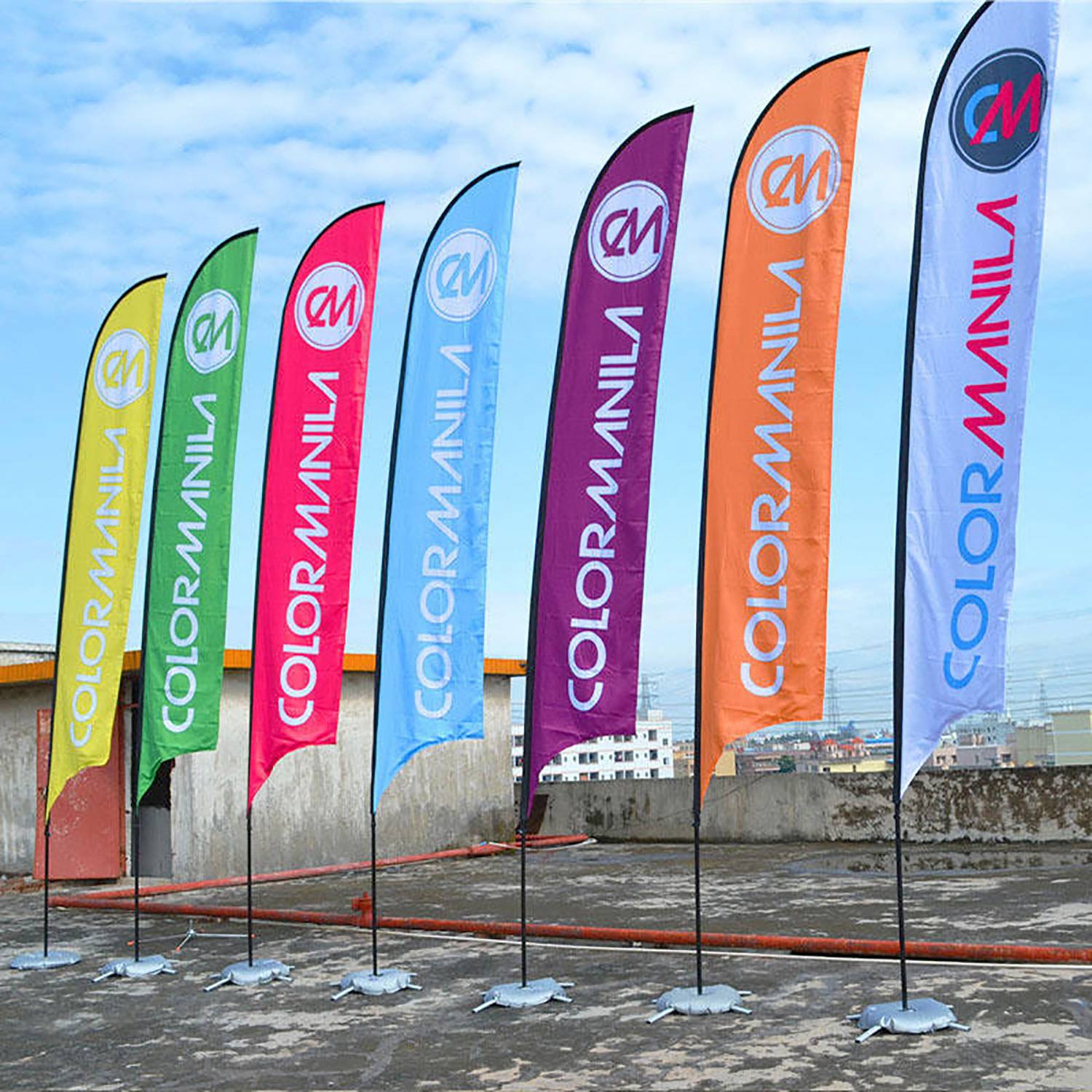 Custom Outdoor Beach Flags for Promotional Display 4