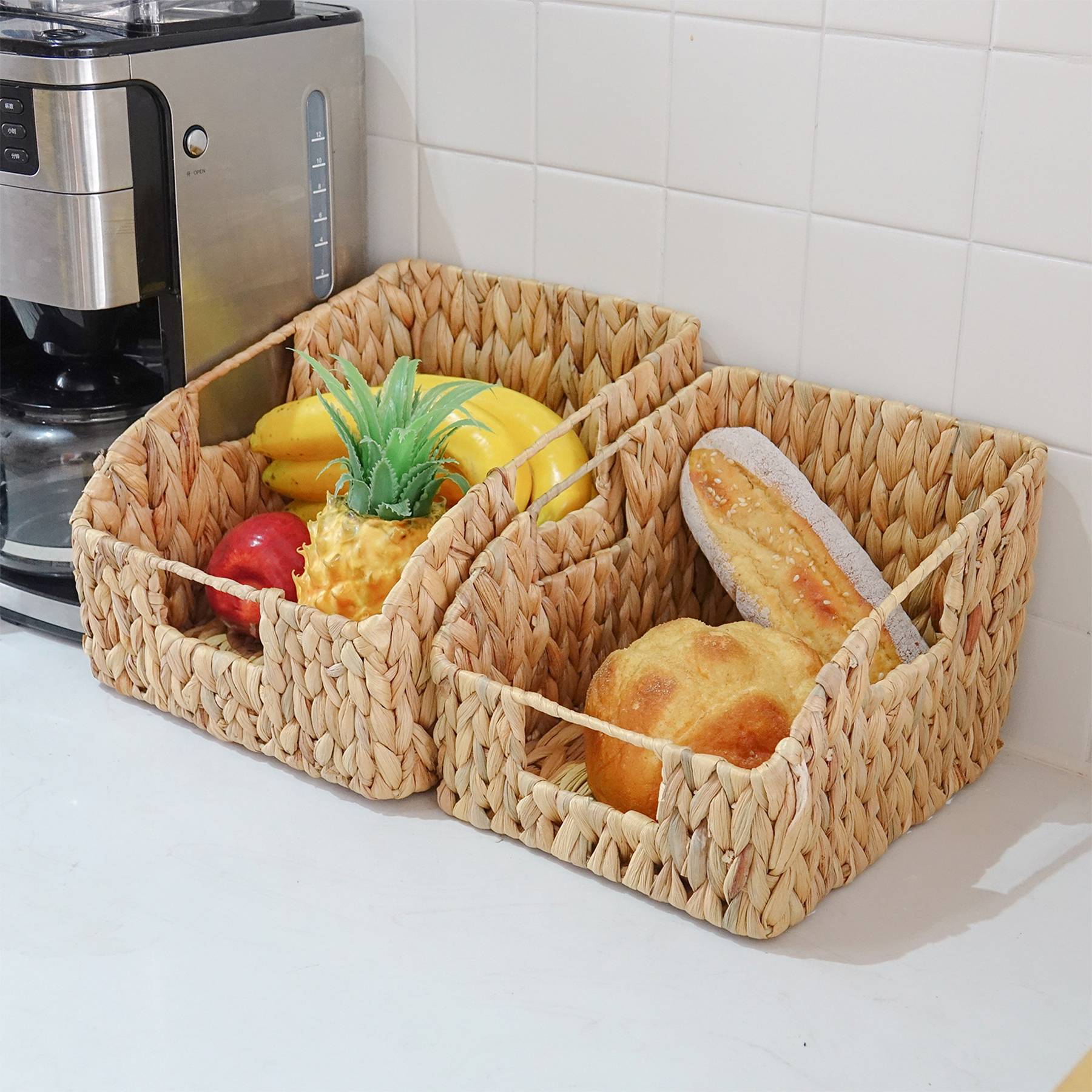 2 Set Hand-Woven Baskets with Handles 1
