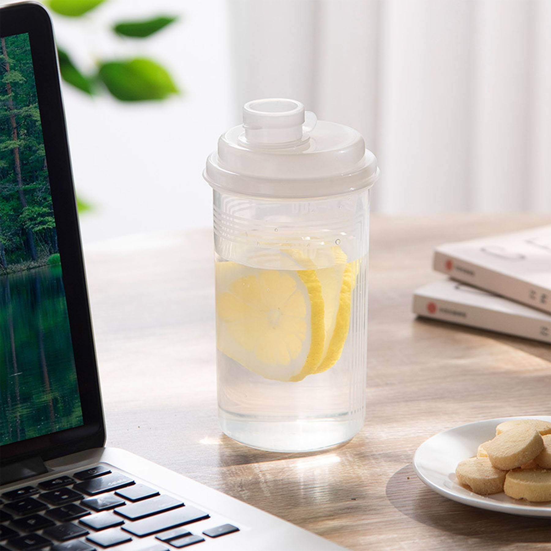 17.5oz Plastic clear graduated water bottle 6