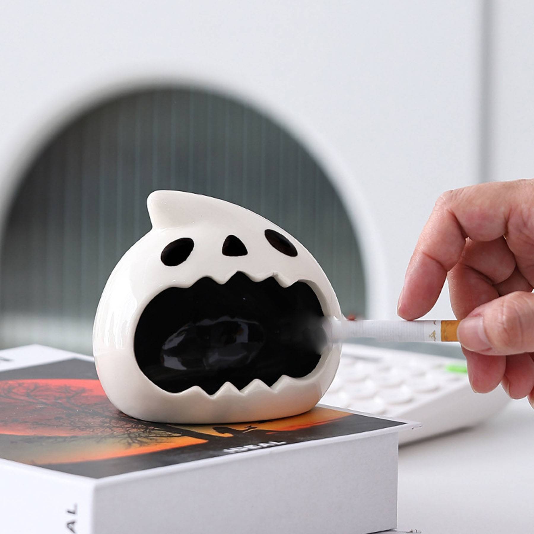 Ash Tray Suitable for Cigarette 4