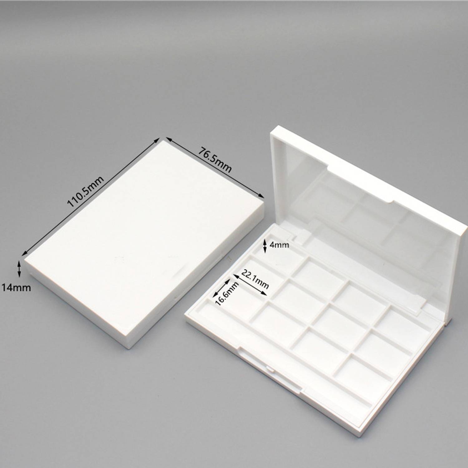 Empty makeup box with 12 grids and a brush slot 4