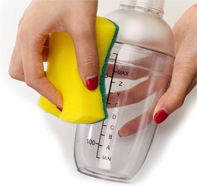 Plastic Cocktail Shaker Bottle With Graduated 7