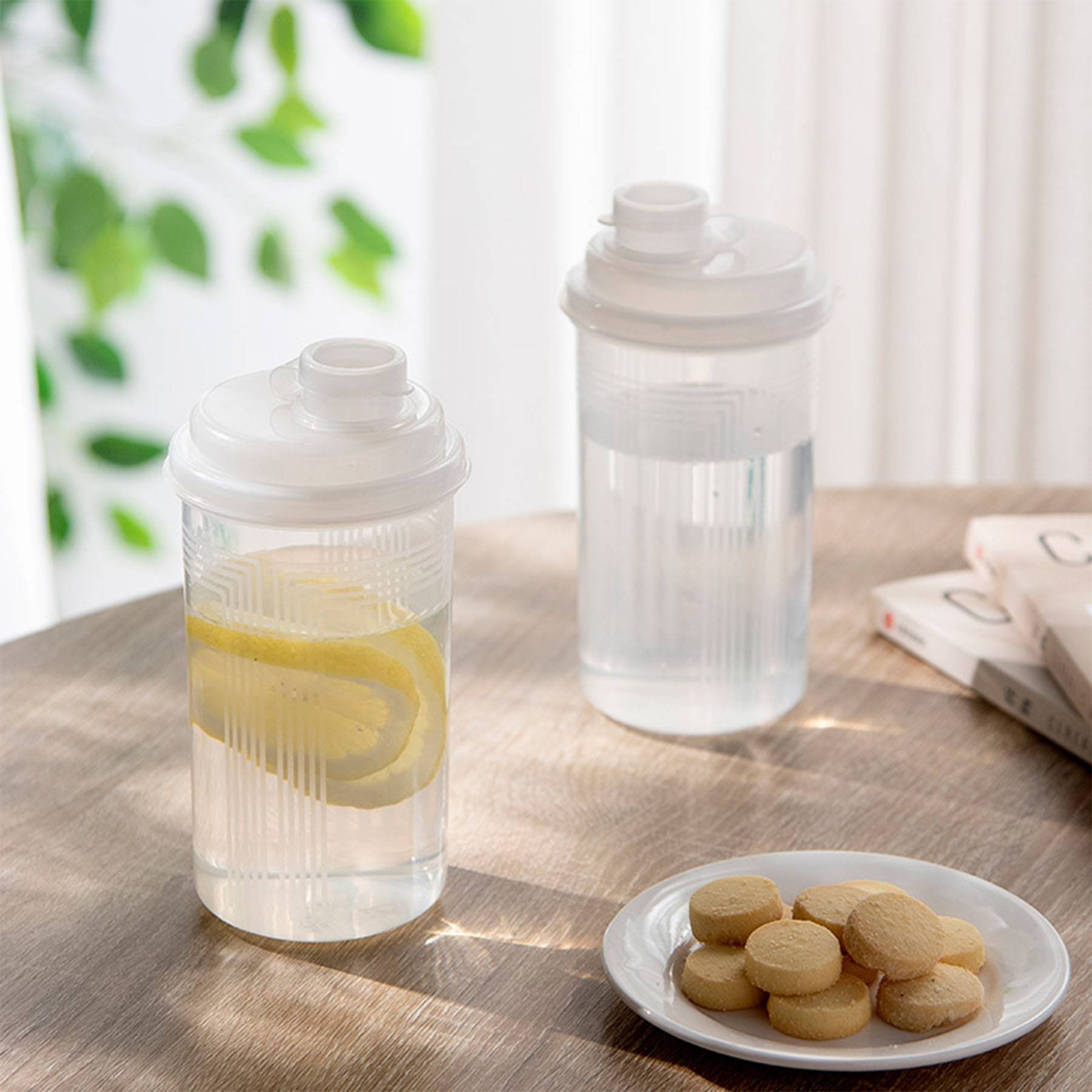 17.5oz Plastic clear graduated water bottle 5